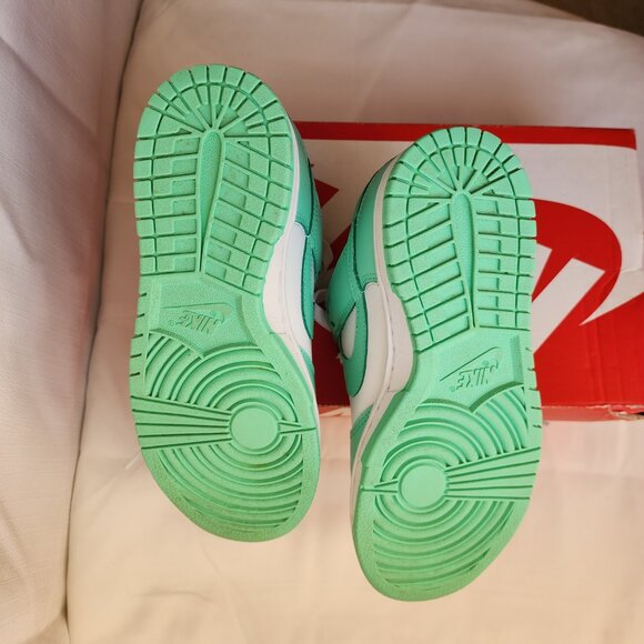 Nike Dunk Low “Green Glow” 💚 | Women’s 6 | Retro. Y2K Streetwear Cool Sneakers. - Picture 8 of 16